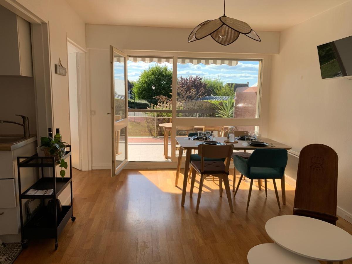 Trouville, Appartement Renove Avec Grande Terrasse Au Calme Εξωτερικό φωτογραφία