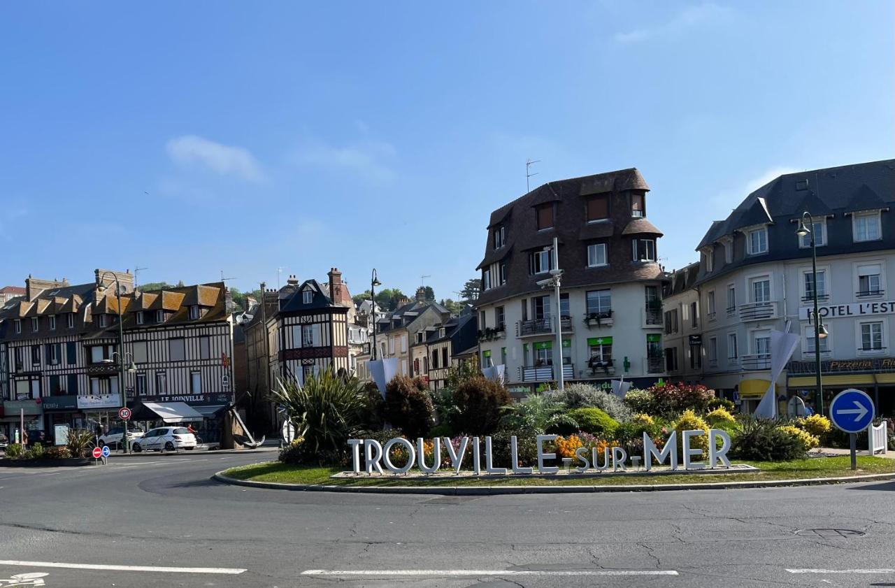 Trouville, Appartement Renove Avec Grande Terrasse Au Calme Εξωτερικό φωτογραφία
